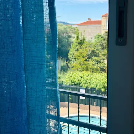 Brother's House 3* Kallithea (Chalkidiki)