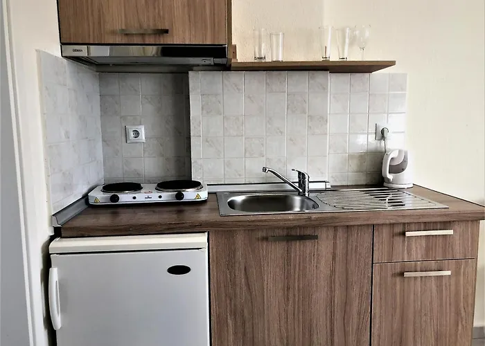 Aparthotel Brother's House 3*