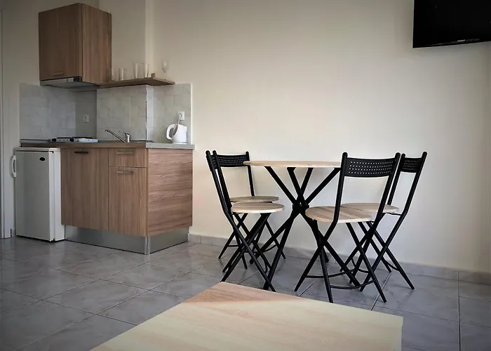 Aparthotel Brother's House 3*