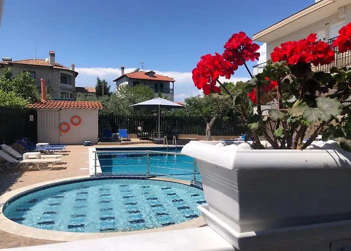 Aparthotel Brother's House 3*