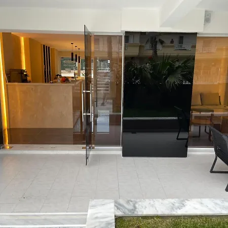 το σπίτι των αδελφών Ξενοδοχείο με διαμερίσματα Kallithea (Chalkidiki)