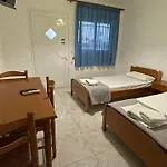 Aparthotel Brother's House