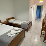 Brother's House Aparthotel 3*