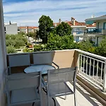 το σπίτι των αδελφών