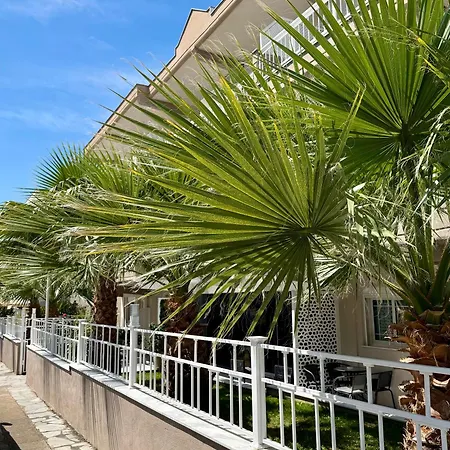 Brother's House 3*