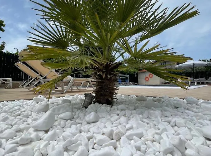 Brother's House 公寓式酒店