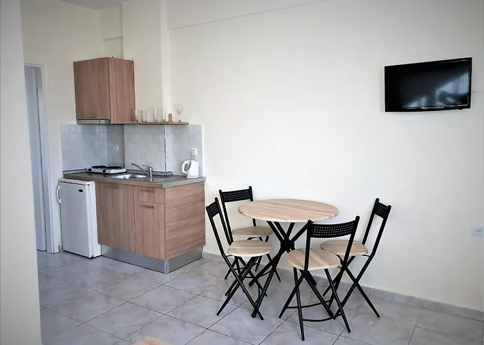 Brother's House 3* Kallithea (Chalkidiki)